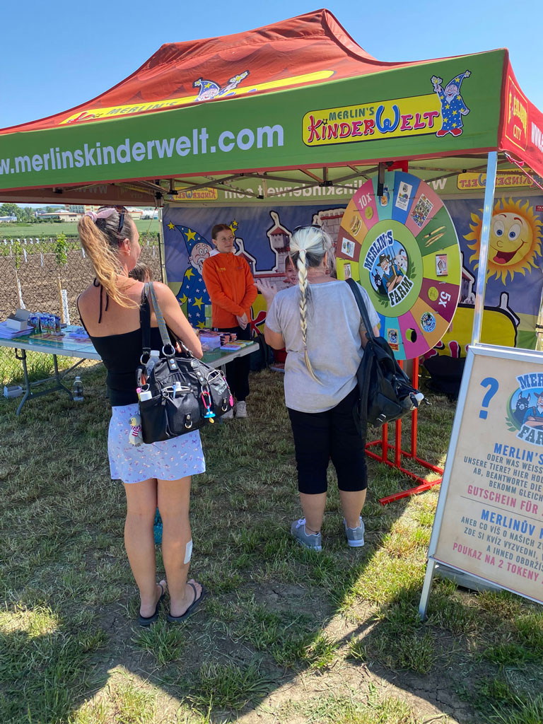 1. VÝROČÍ MERLINOVY FARMY