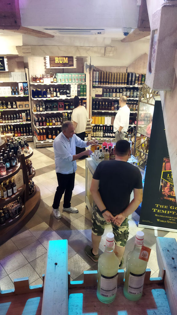 Ochutnávka Lux Spirits – Family City (1)