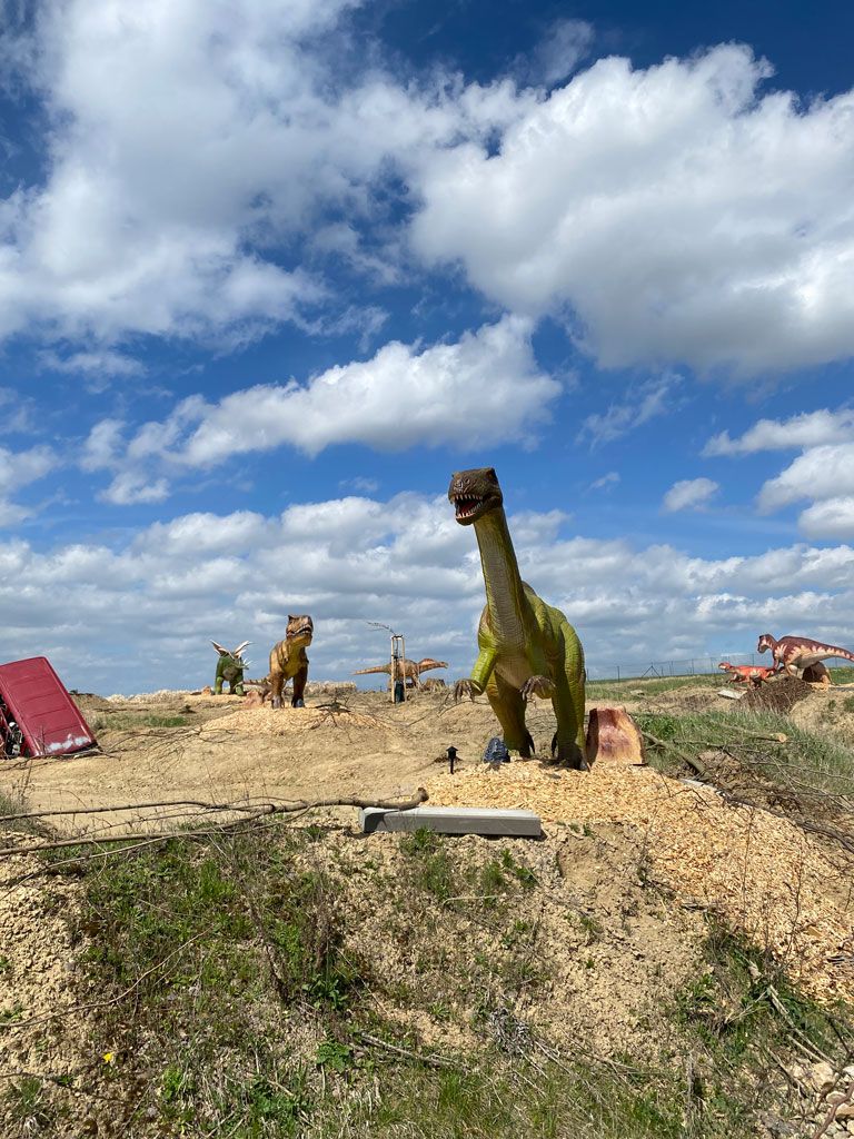 Merlin's Dinoland – Family City (4)