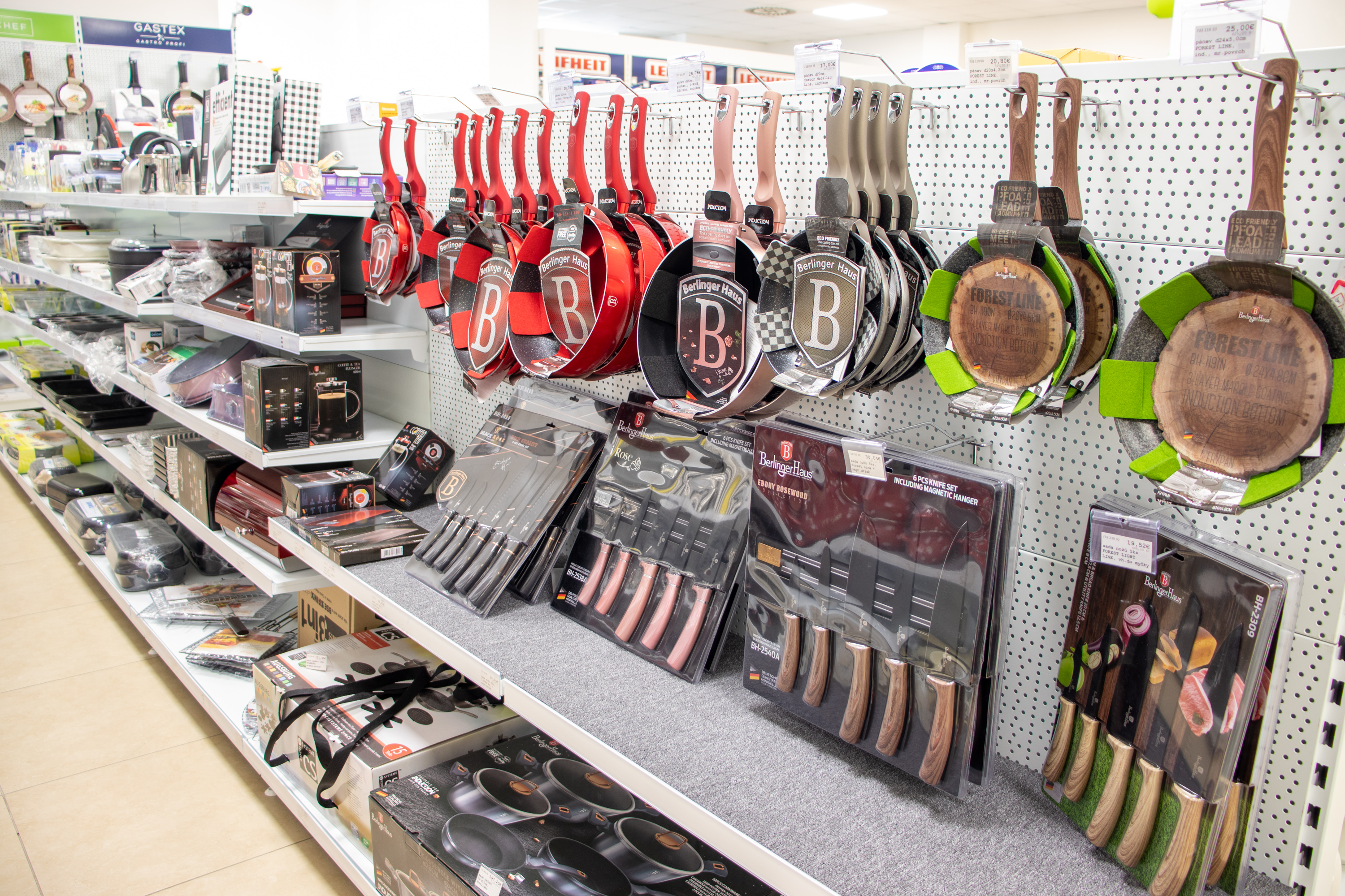 Domácí potřeby Domino