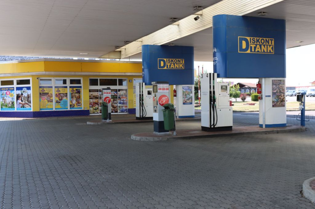 Diskont Tank - čerpací stanice  – Family City (2)